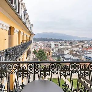 Appartement Ancien Palace Bernascon Vue Sur Classe 3 Etoiles, Aix-les-Bains